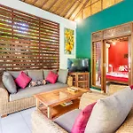 Villa Cantik